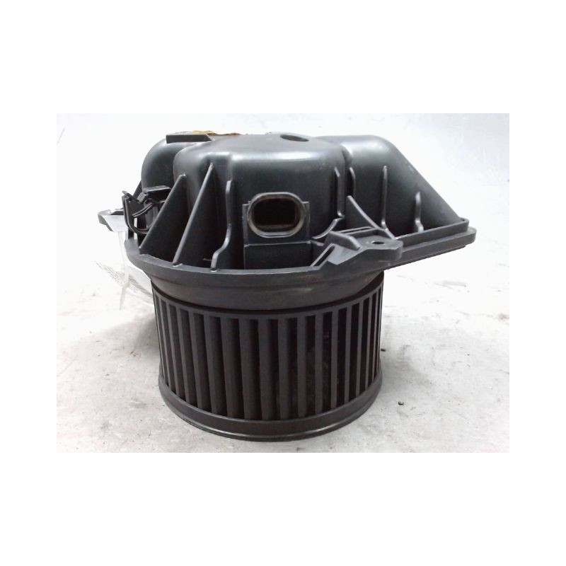 MOTEUR VENTILATEUR CHAUFFAGE PEUGEOT 406 99-04