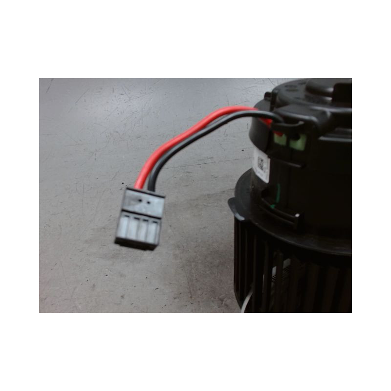 MOTEUR VENTILATEUR CHAUFFAGE PEUGEOT 308