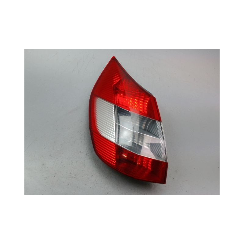 FEU ARRIERE GAUCHE  RENAULT MEGANE