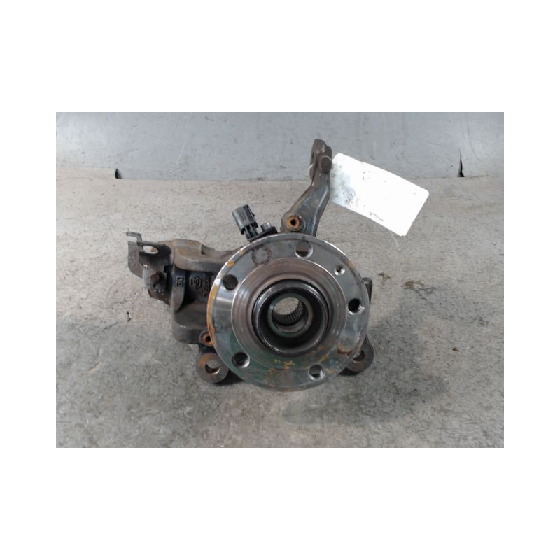 PIVOT AVANT DROIT VOLKSWAGEN CADDY COMBI 2004-