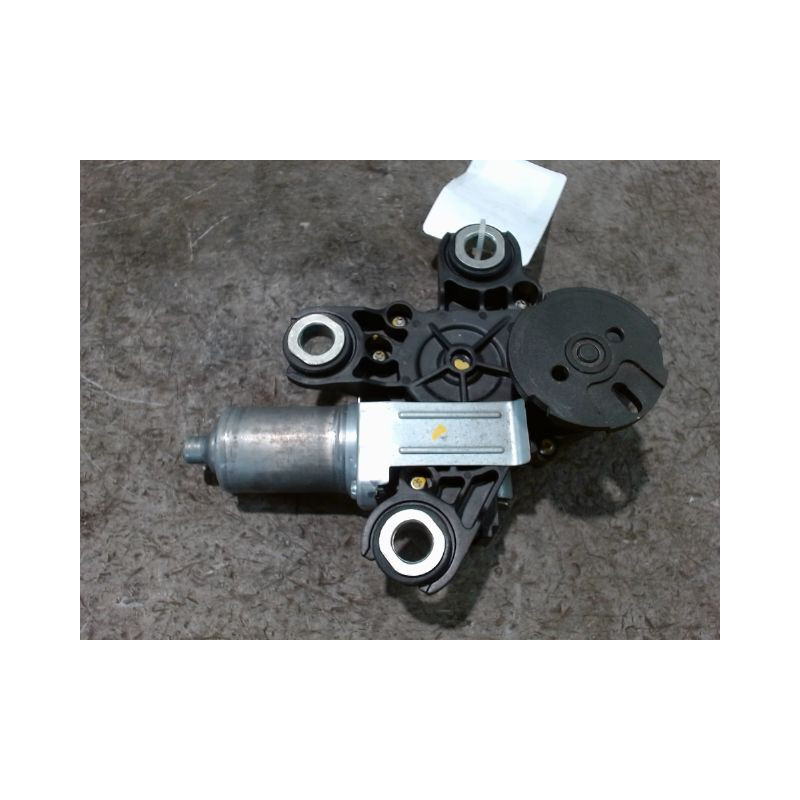 MOTEUR ESSUIE-GLACE ARRIERE PEUGEOT 308 2007-