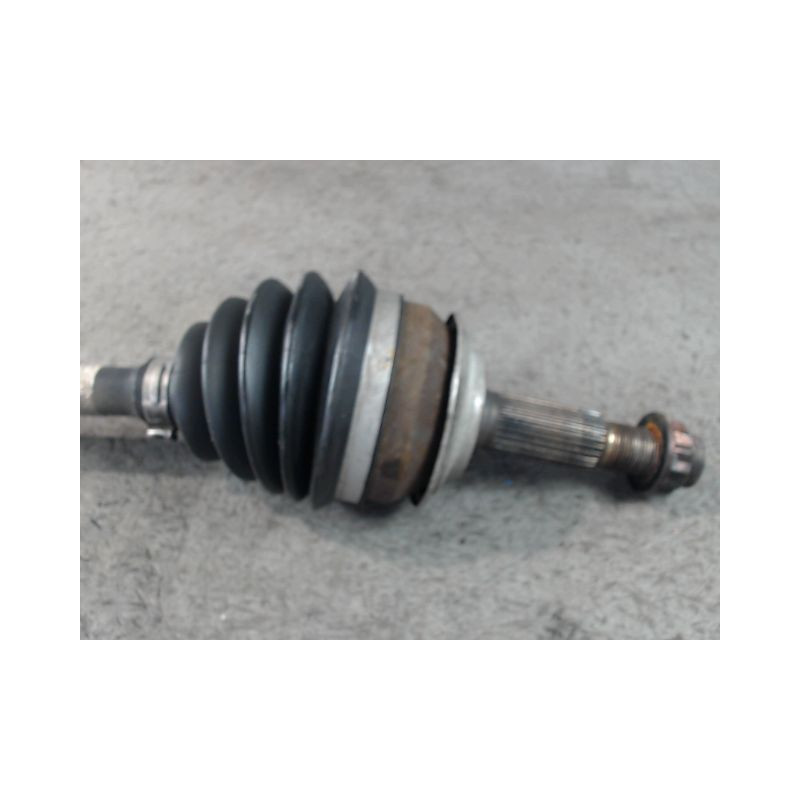 TRANSMISSION AVANT GAUCHE TOYOTA YARIS II 2010- 1.3 