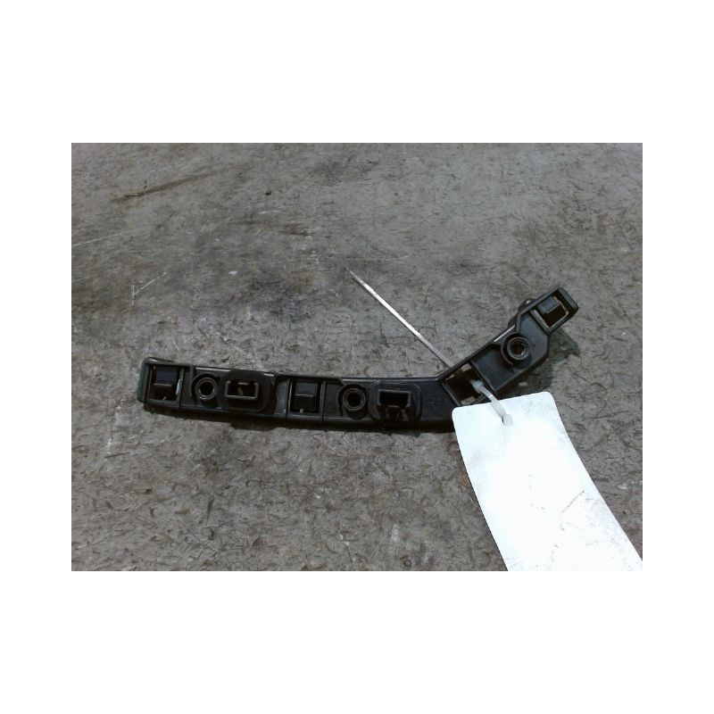 SUPPORT PARE-CHOC ARD JEEP RENEGADE