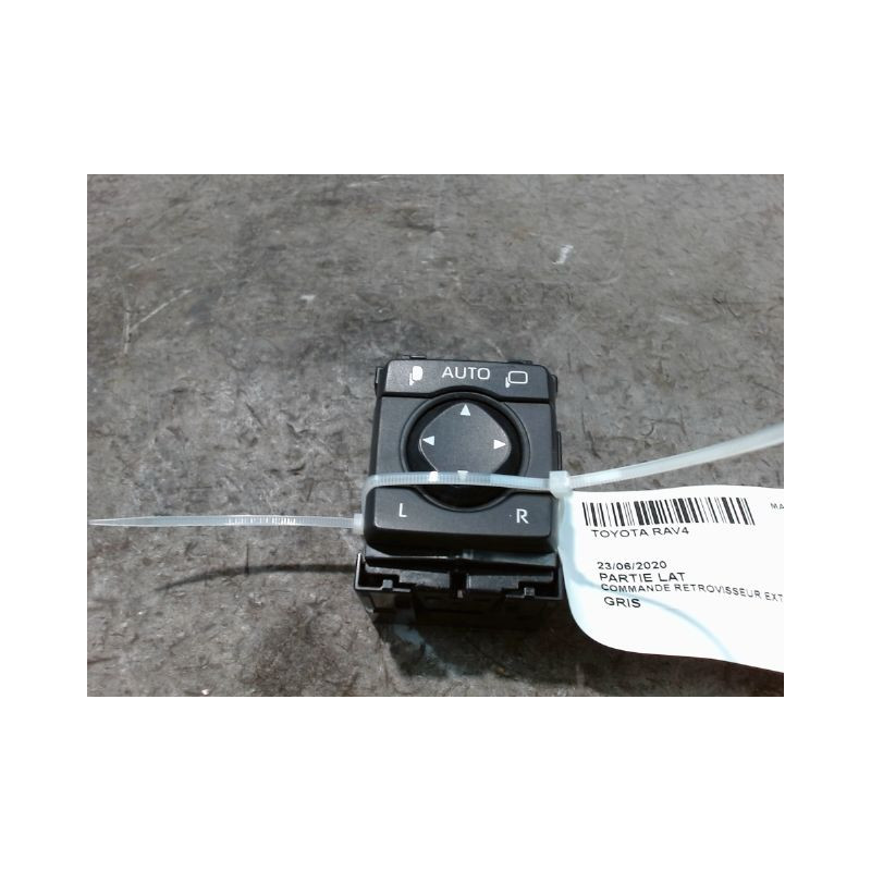 COMMANDE RETROVISSEUR EXTERIEUR ELECTRIQUE TOYOTA RAV4