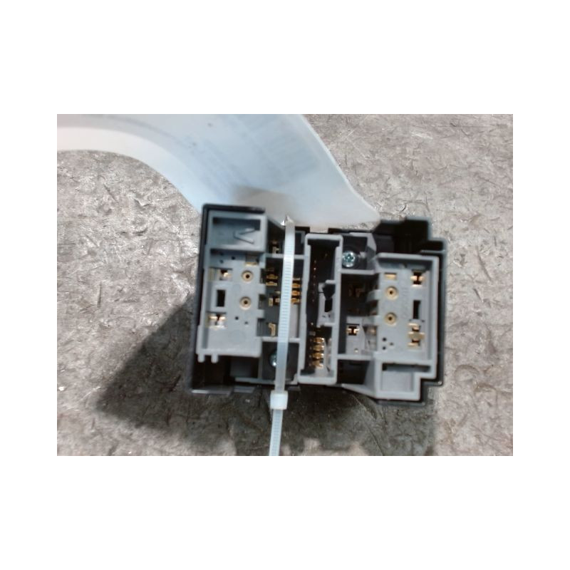 COMMANDE RETROVISSEUR EXTERIEUR ELECTRIQUE TOYOTA RAV4