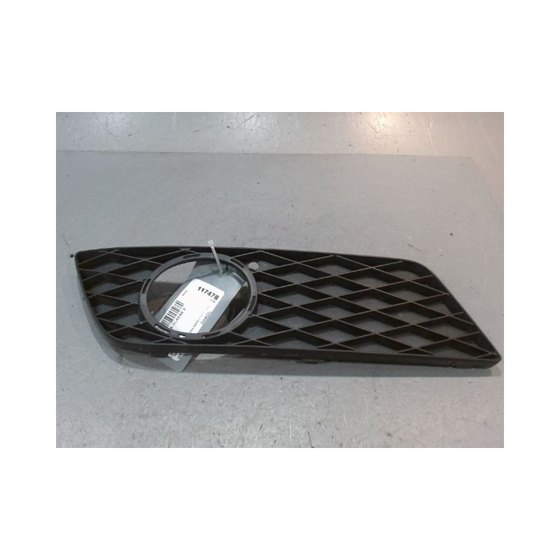 GRILLE VENTILATION PARE-CHOC AVD MERCEDES CLASSE A
