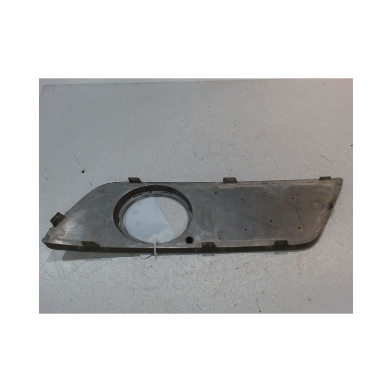 GRILLE VENTILATION PARE-CHOC AVD MERCEDES CLASSE A