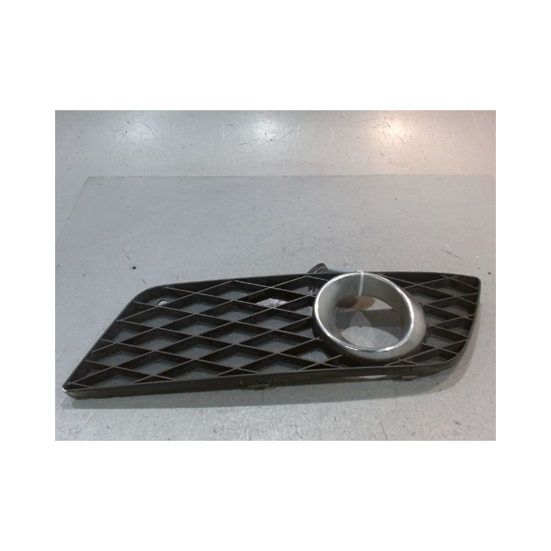 GRILLE VENTILATION PARE-CHOC AVG MERCEDES CLASSE A