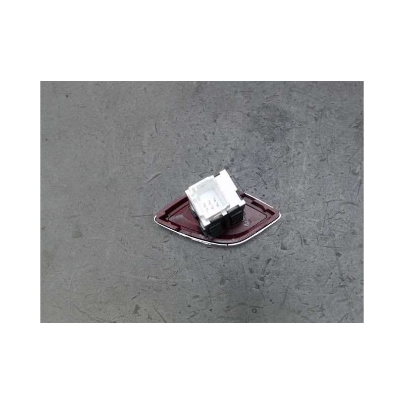 BOUTON DE WARNING CITROEN C3