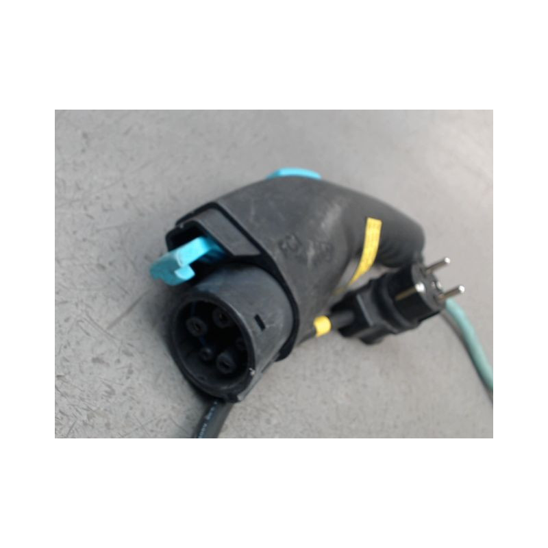 CABLE RECHARGE VOITURE ELECTRIQUE RENAULT KANGOO