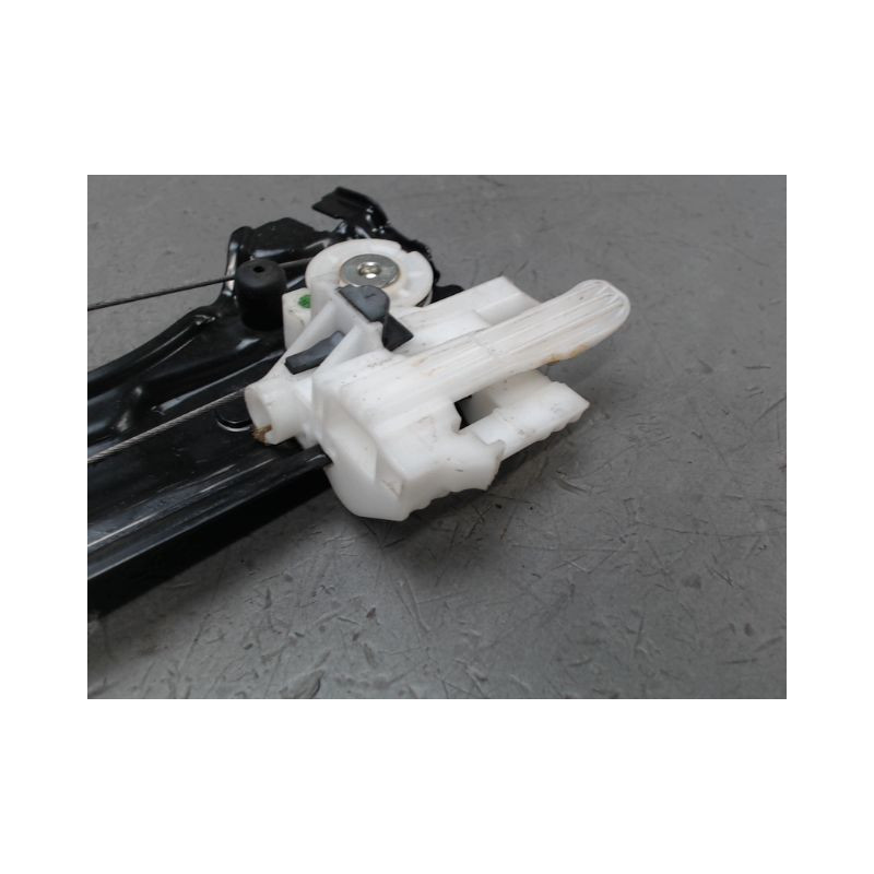 MECANISME LEVE-GLACE AVANT GAUCHE FIAT 500
