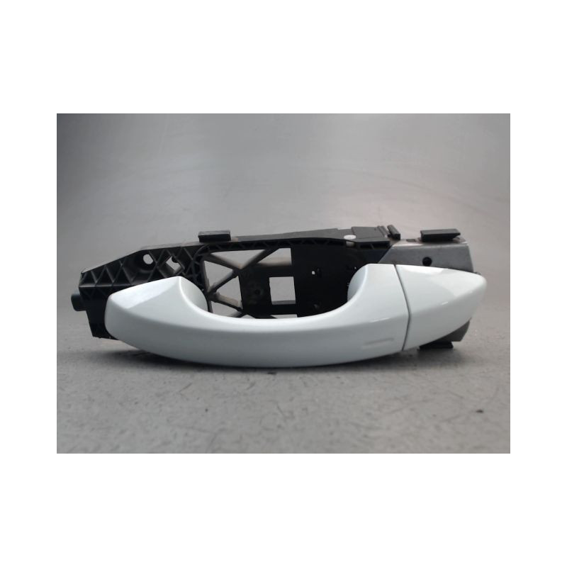 POIGNEE EXTERIEURE PORTE AVANT GAUCHE VOLKSWAGEN GOLF