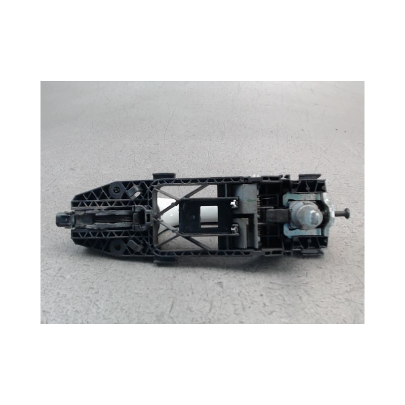 POIGNEE EXTERIEURE PORTE AVANT GAUCHE VOLKSWAGEN GOLF