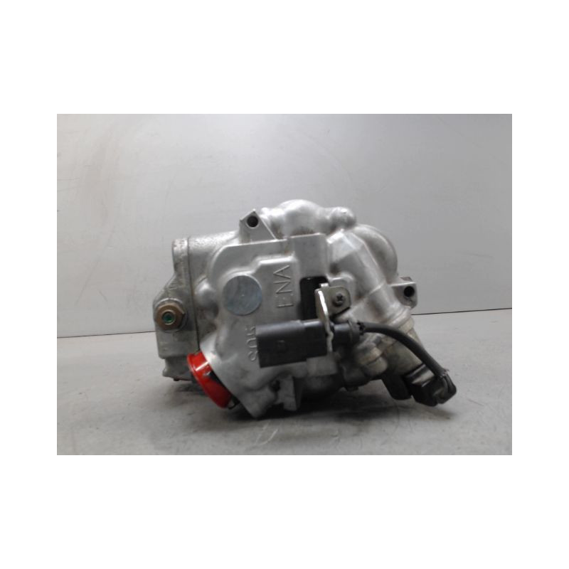 COMPRESSEUR AIR CONDITIONNE VOLKSWAGEN POLO