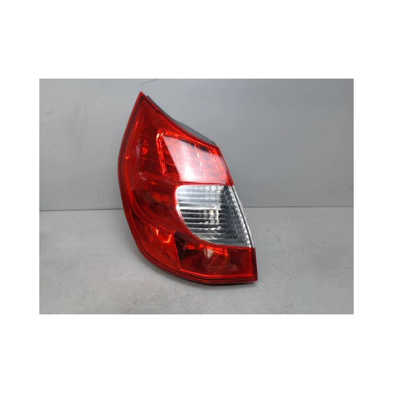 FEU ARRIERE GAUCHE  RENAULT MEGANE