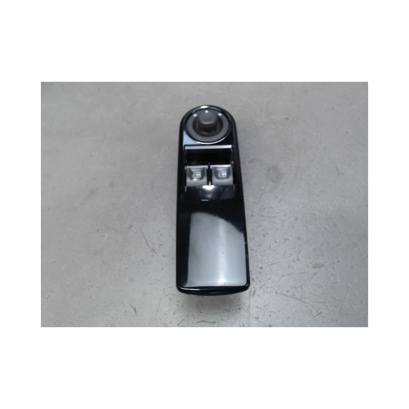 COMMANDE LEVE-GLACE PORTE AVG RENAULT CLIO IV ESTATE 2012-2016