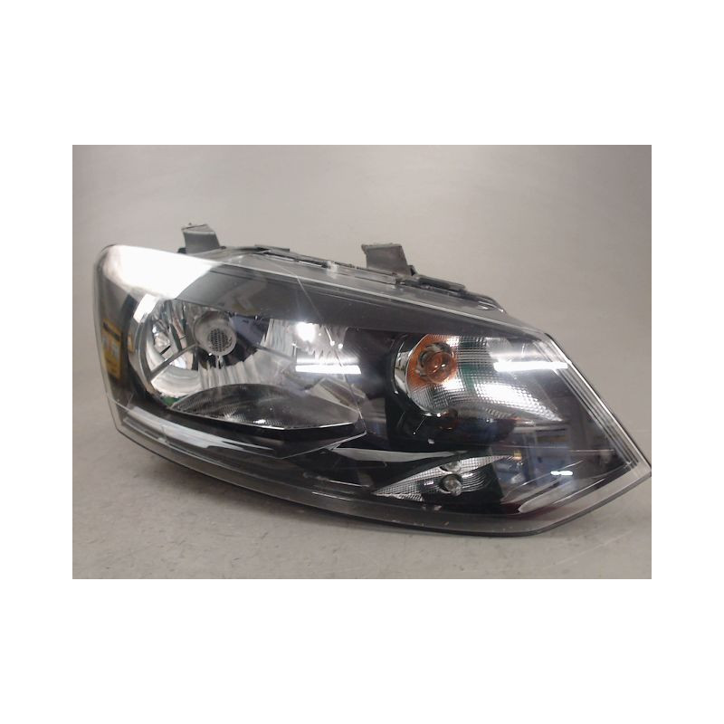 PHARE DROIT VOLKSWAGEN POLO