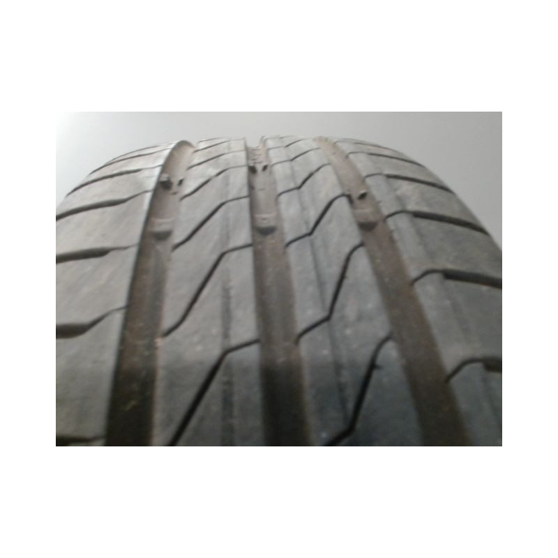 Pneu CONTINENTAL ULTRA CONTACT 175 65 14 82 T