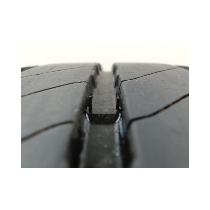 Pneu MICHELIN AGILIS 3 215 65 16 109 T