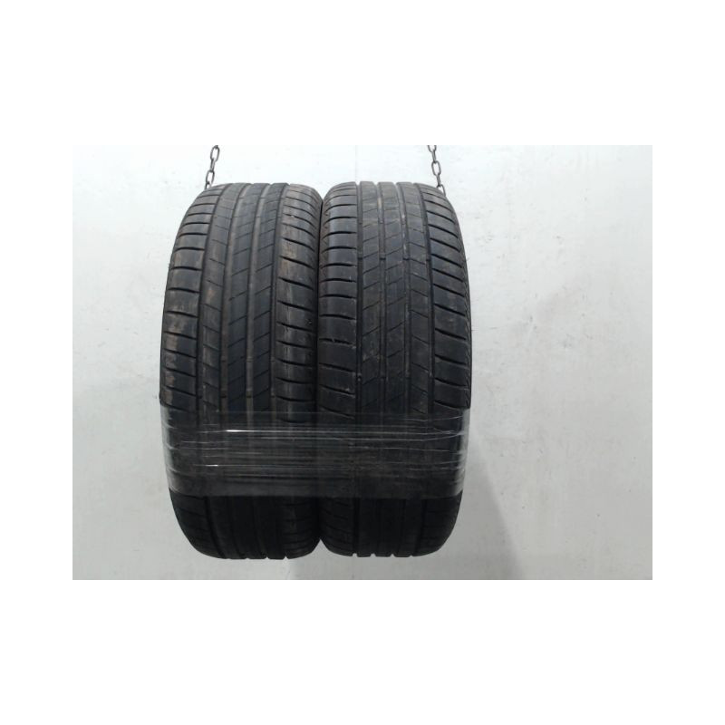 Paire de pneus FIRESTONE ROADHAWK 205 55 17 95 V