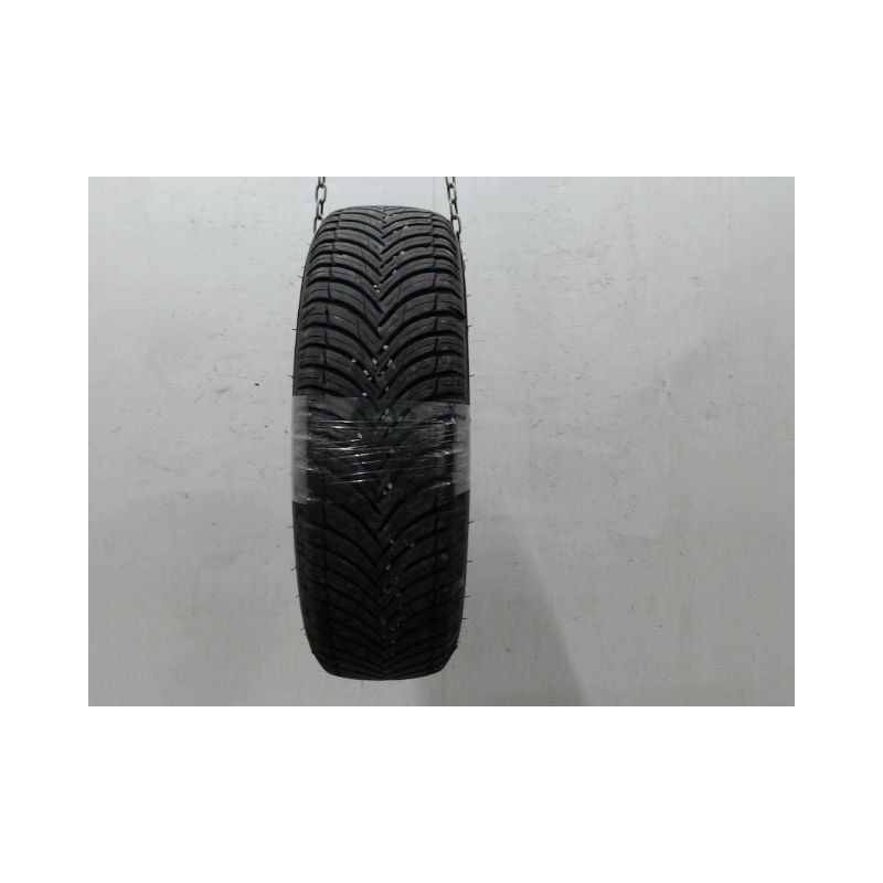 Pneu BF GOODRICH ADVANTAGE ALL-SEASON 175 65 15 84 H