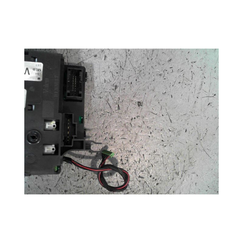 COMMANDE ESSUIE GLACE RENAULT SCENIC II PH2 2006-