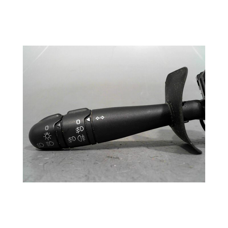 COMMANDE CLIGNOTANT RENAULT MEGANE