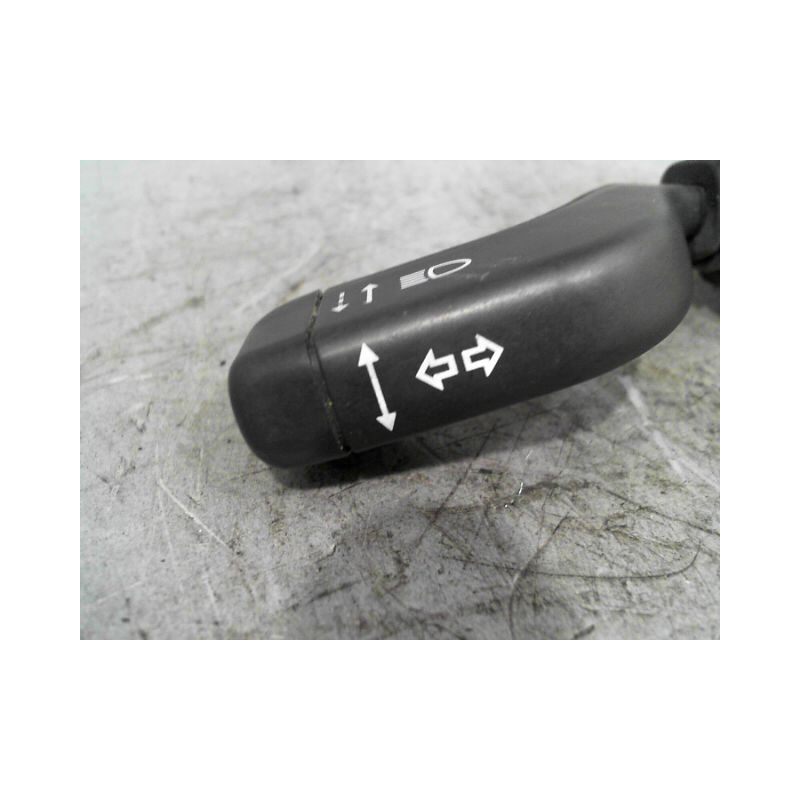 COMMANDE ECLAIRAGE OPEL CORSA 03-06