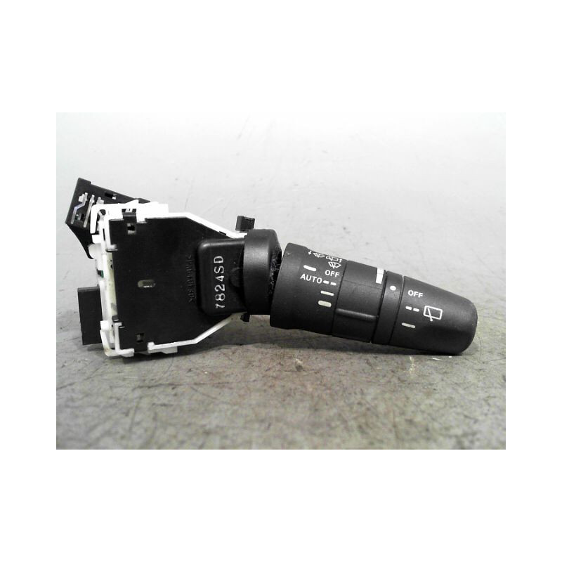 COMMANDE ESSUIE GLACE NISSAN MICRA 2005-2007