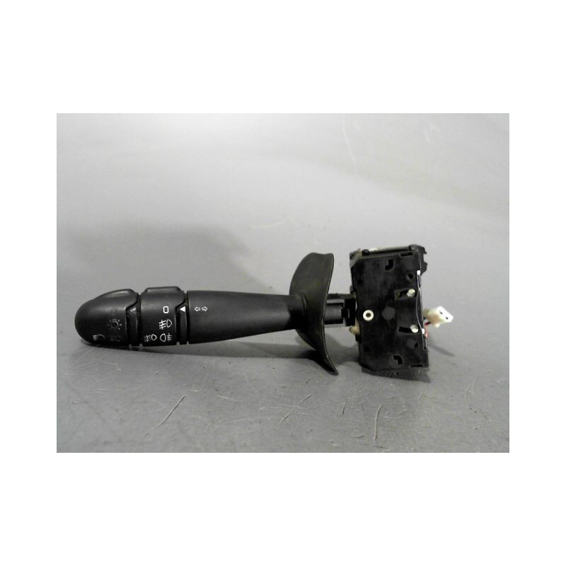 COMMANDE CLIGNOTANT RENAULT MEGANE