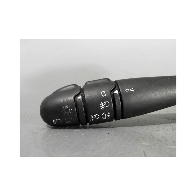 COMMANDE CLIGNOTANT RENAULT MEGANE