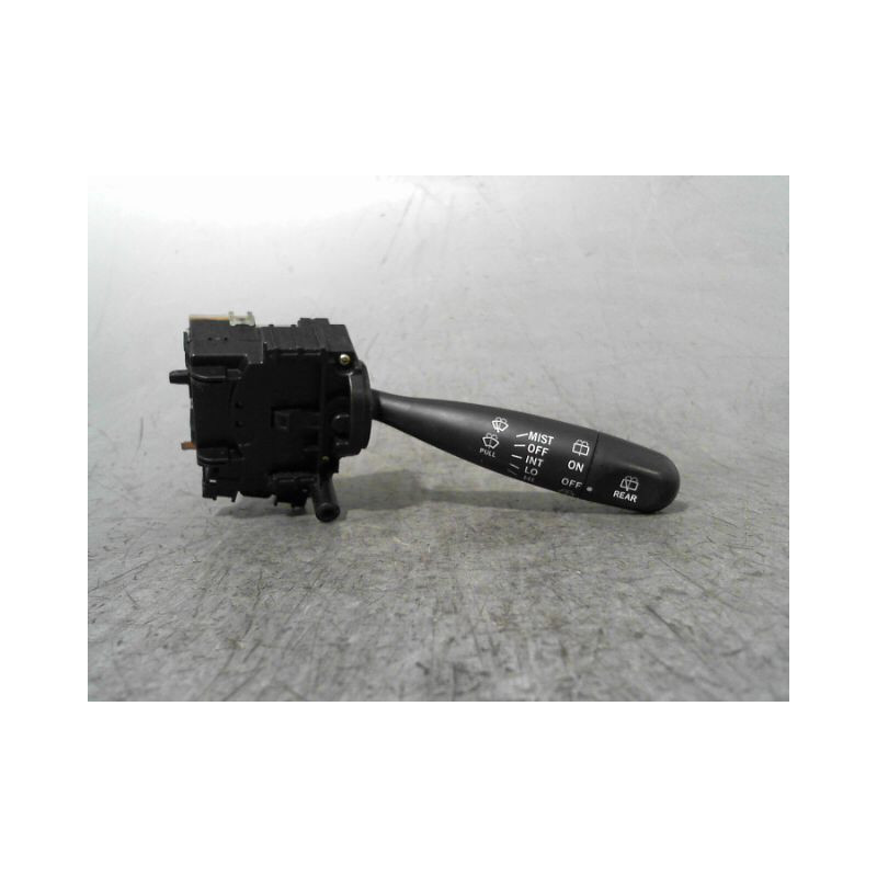 COMMANDE ESSUIE GLACE TOYOTA YARIS