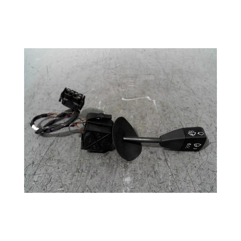 COMMANDE ESSUIE GLACE B.M.W. SERIE 3