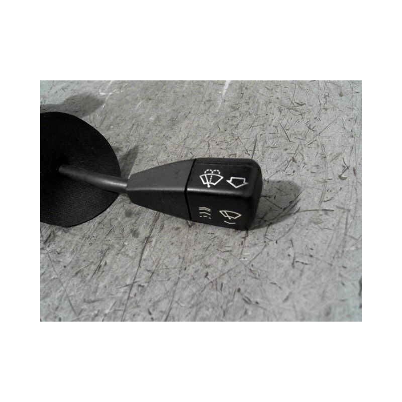 COMMANDE ESSUIE GLACE B.M.W. SERIE 3