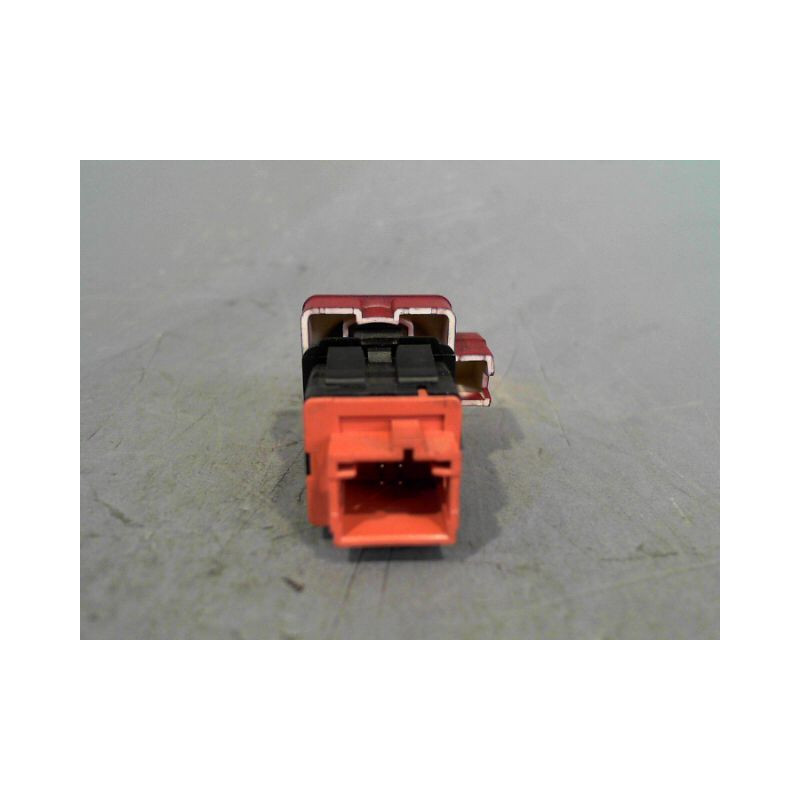 BOUTON DE WARNING CITROEN C4 04-08