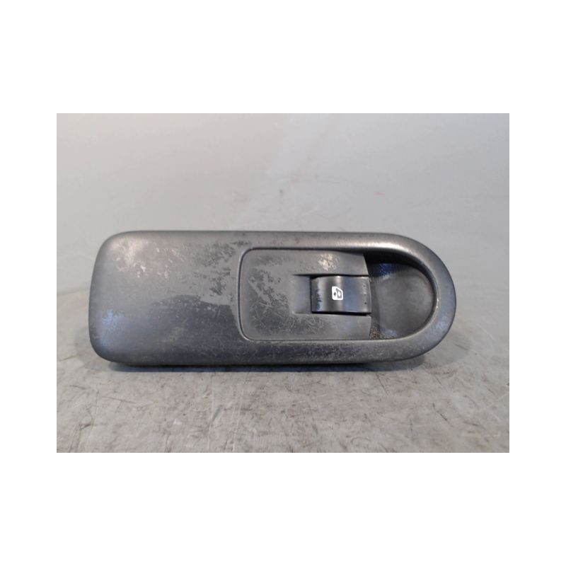 COMMANDE LEVE-GLACE PORTE AVD RENAULT SCENIC II PH1 02-06
