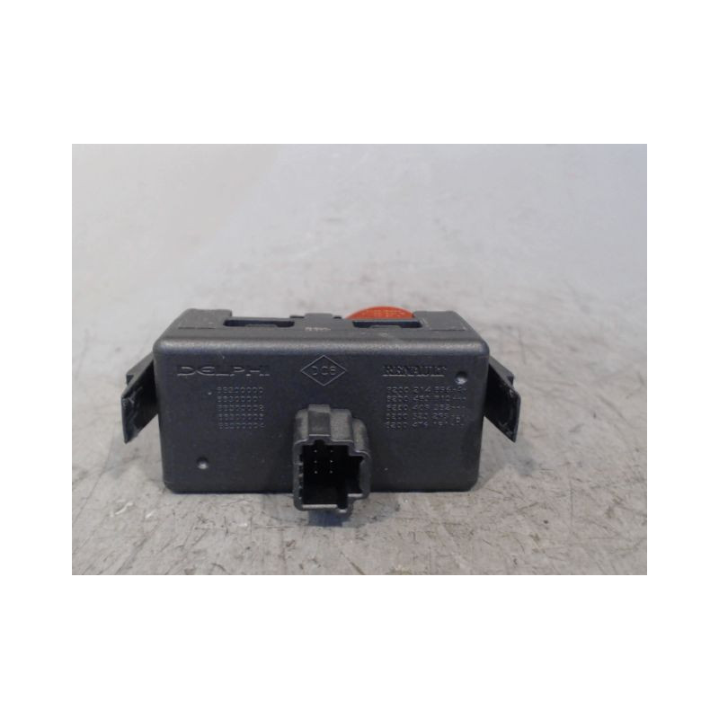 BOUTON DE WARNING RENAULT CLIO III 2005-
