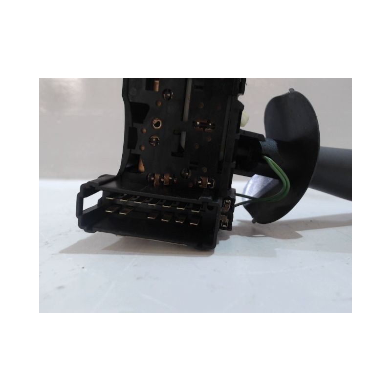 COMMANDE ESSUIE GLACE RENAULT TWINGO 2 2010-