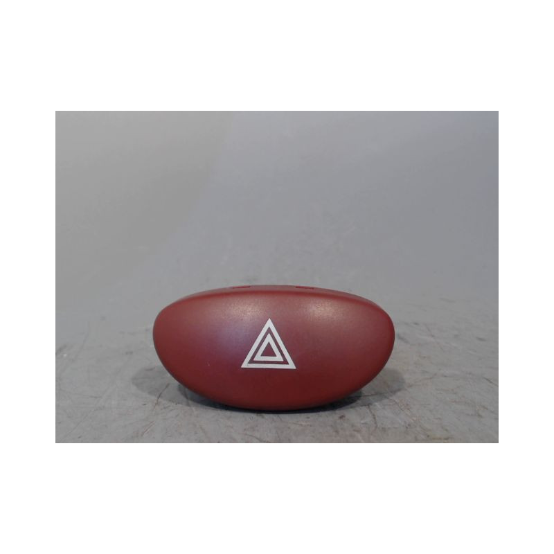 BOUTON DE WARNING PEUGEOT 206 5P