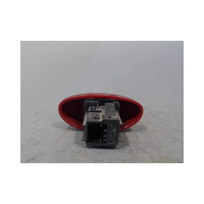 BOUTON DE WARNING PEUGEOT 206 5P