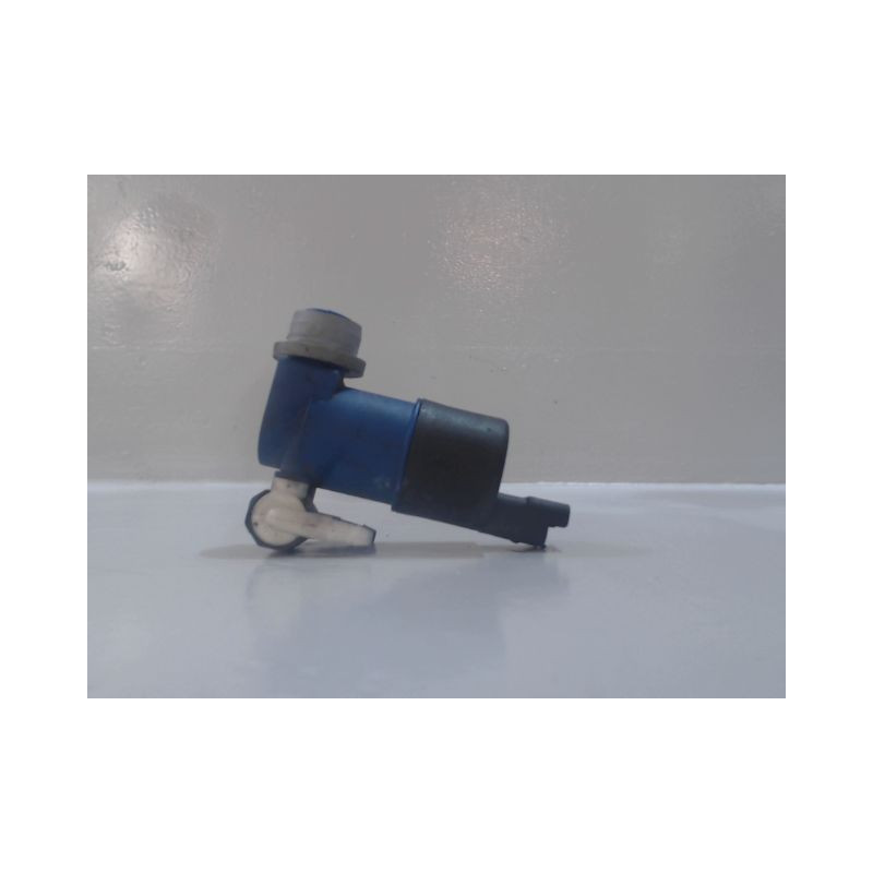 POMPE LAVE-GLACE AVANT RENAULT CLIO III 2009-