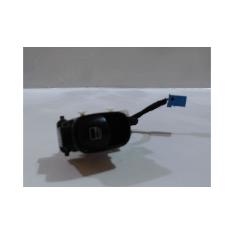 COMMANDE LEVE-GLACE PORTE AVD MERCEDES CLASSE C 2000-