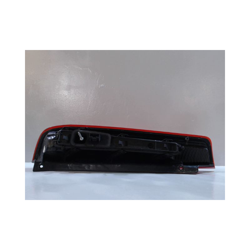 FEU ARRIERE DROIT FORD FIESTA 02 -05