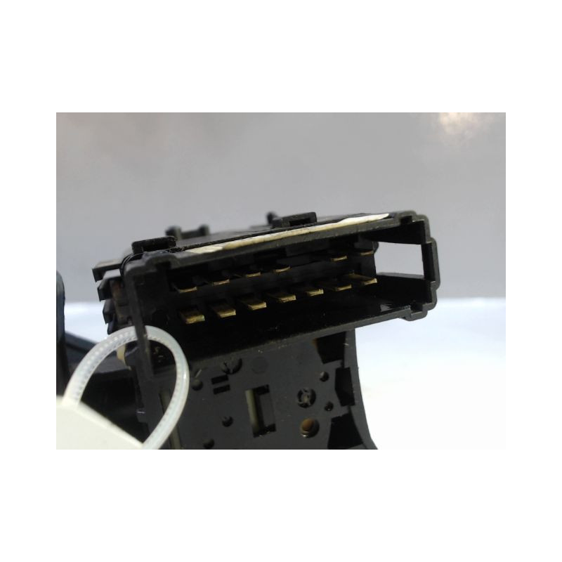 COMMANDE ESSUIE GLACE DACIA LOGAN MCV 2007-