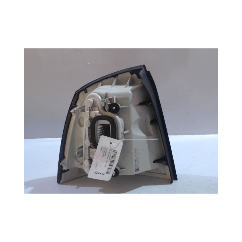 FEU ARRIERE DROIT OPEL ASTRA 98-2004