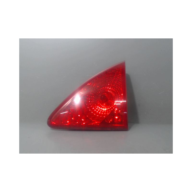 FEU ARRIERE INTERIEUR DROIT PEUGEOT 3008 2009-