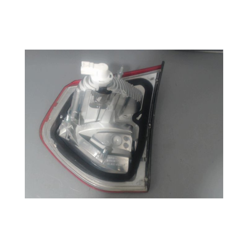 FEU ARRIERE INTERIEUR GAUCHE CITROEN C4 PICASSO 007-