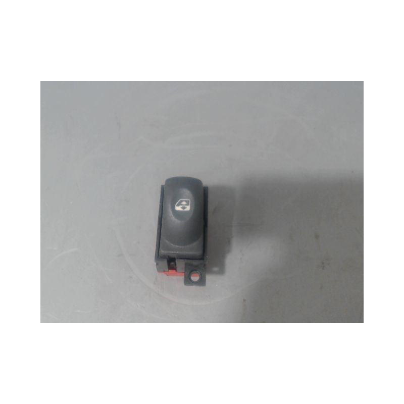 COMMANDE LEVE-GLACE PORTE AVD RENAULT LAGUNA 98-2000