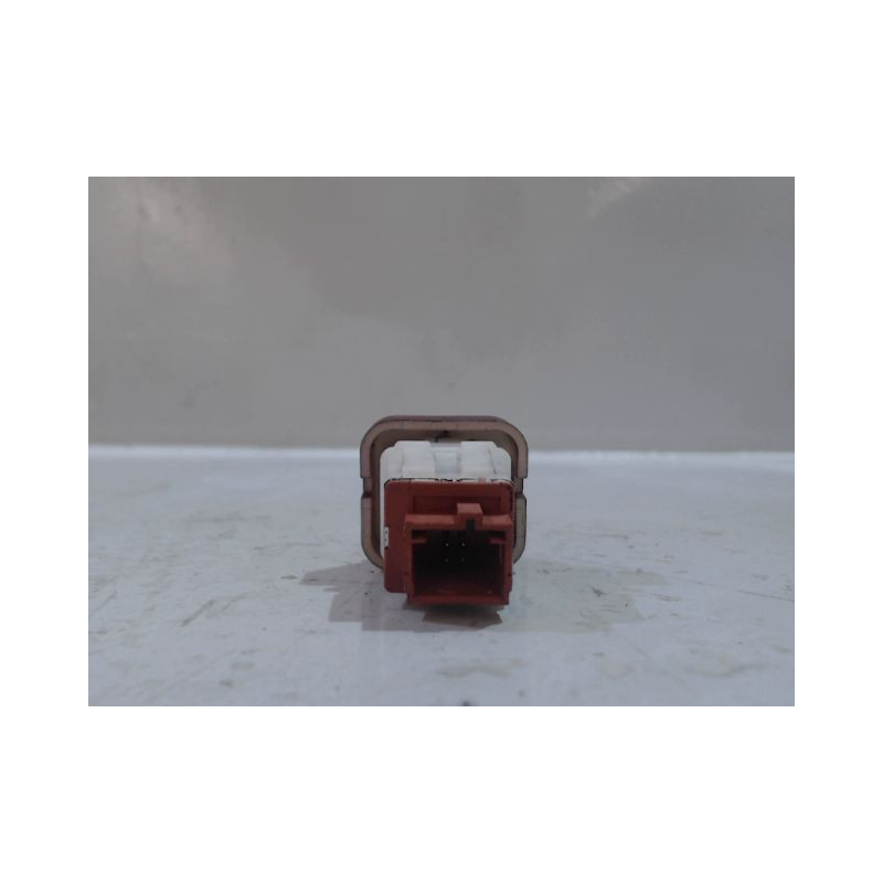 BOUTON DE WARNING PEUGEOT 1007