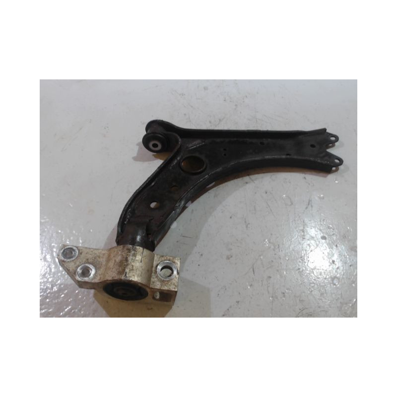TRIANGLE INFERIEUR AVANT GAUCHE VOLKSWAGEN GOLF V 2003-2009